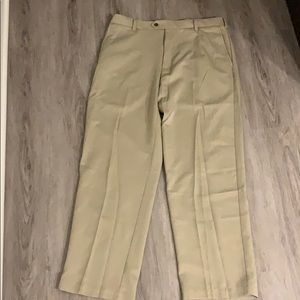 Men’s IZOD golf pants khaki size 36x32
